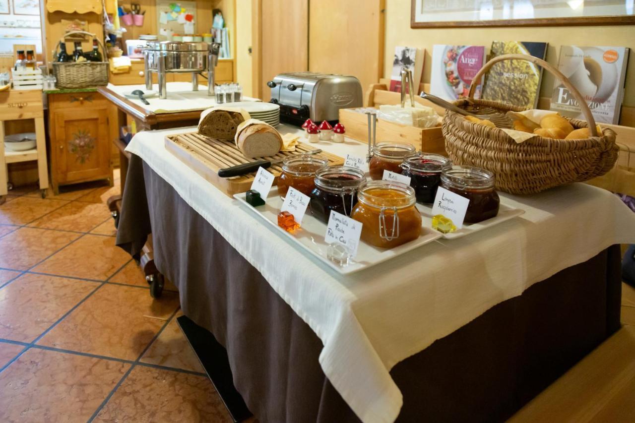 Hotel&Ristorante Baita Dovich Malga Ciapela Extérieur photo