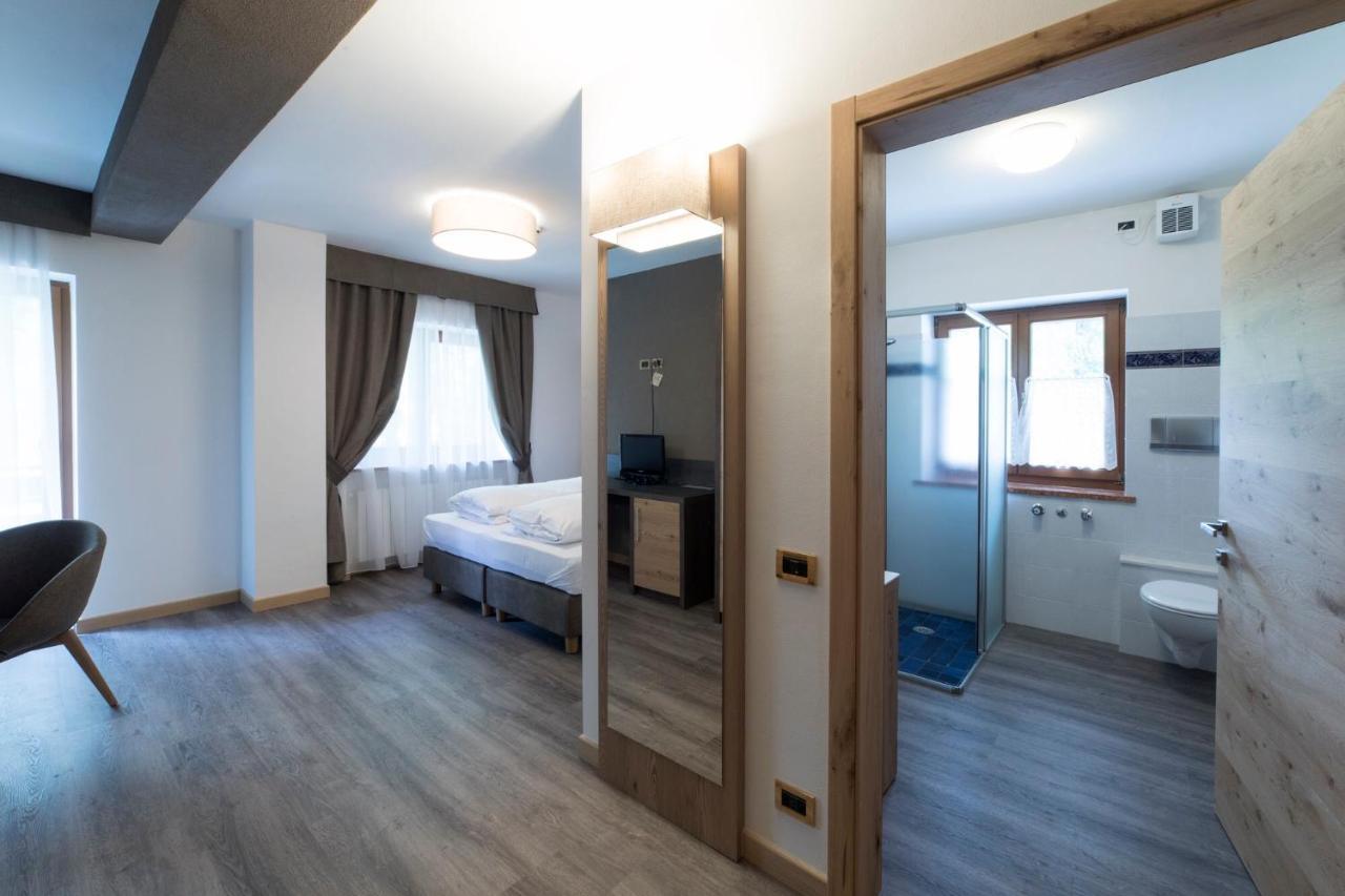 Hotel&Ristorante Baita Dovich Malga Ciapela Extérieur photo